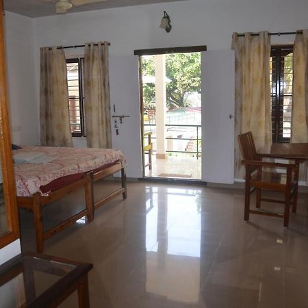 Arya Homestay Bougain Villa Gokarna  Exterior foto