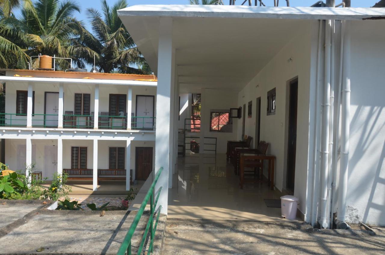 Arya Homestay Bougain Villa Gokarna  Exterior foto