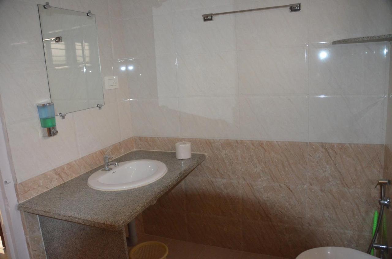 Arya Homestay Bougain Villa Gokarna  Exterior foto